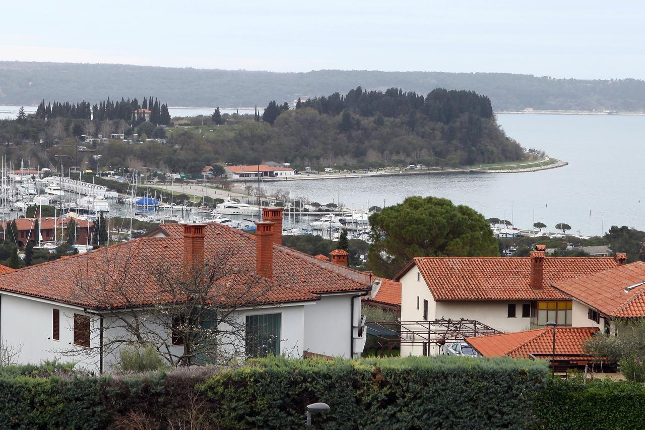 Apartments Tramontana Nr Portoroz Exterior photo